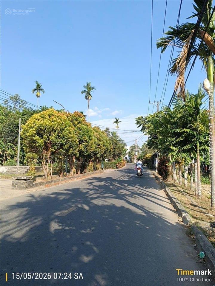 Đất trồng cây hằng năm mặt tiền đường nhựa 2 ô tô gần dh2, 900m2 ngang 20m