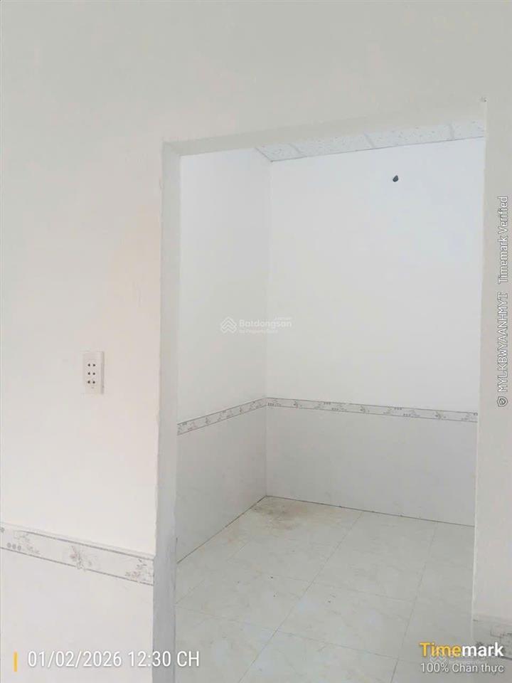 Bán nhà 112m2, để lại nội thất, đang buôn bán, đường 2 ô tô.