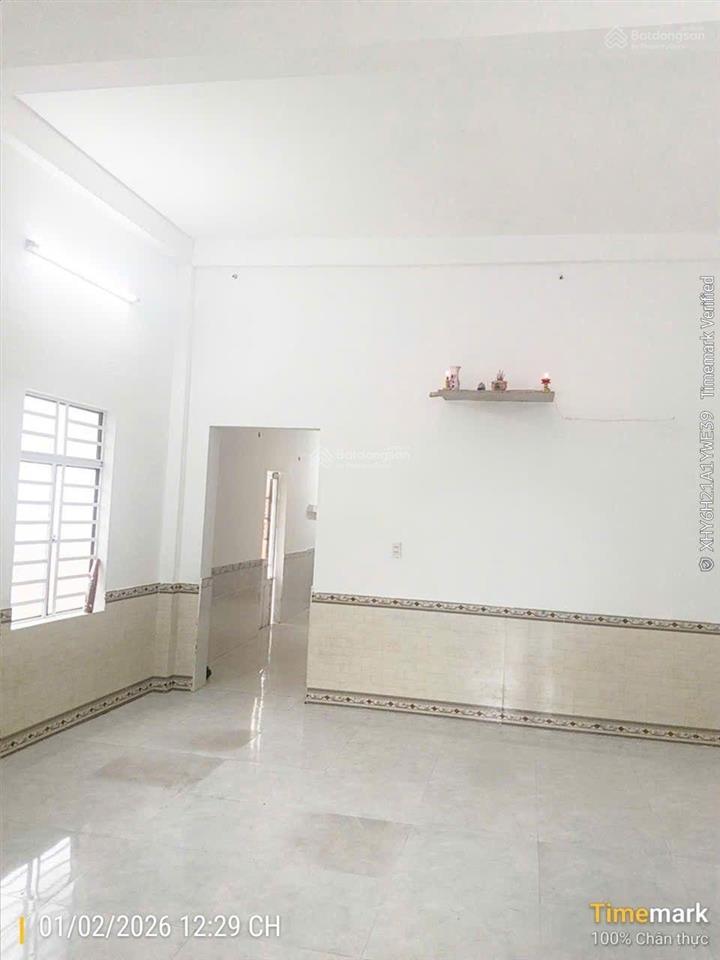 Bán nhà 112m2, để lại nội thất, đang buôn bán, đường 2 ô tô.