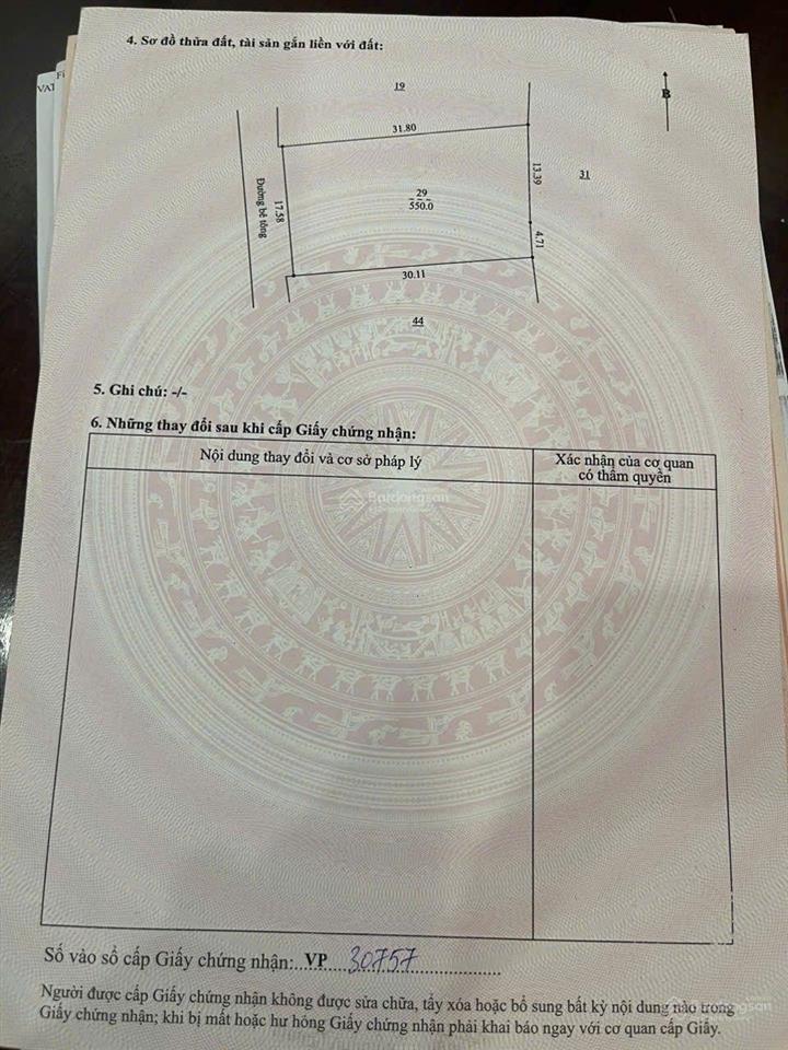 Siêu phẩm đất trồng cây hằng năm 550m2, tứ bề là nhà dân ở xã bà nà