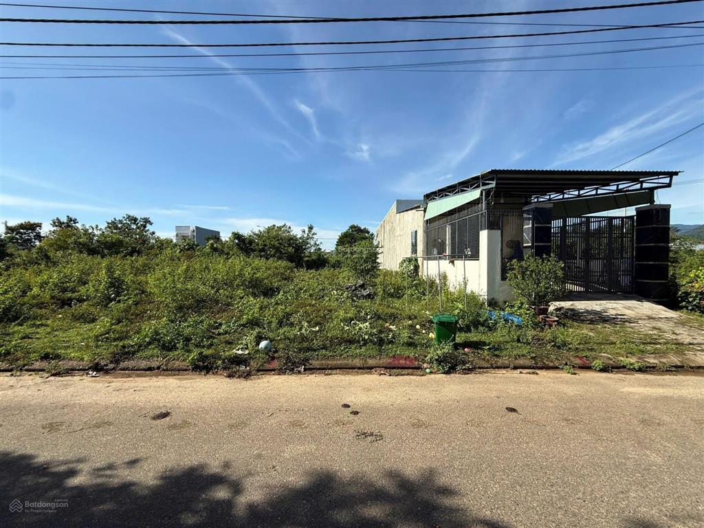 Đất tái định cư nam nhà vườn 108m², lô sạch đẹp gần bà nà hills