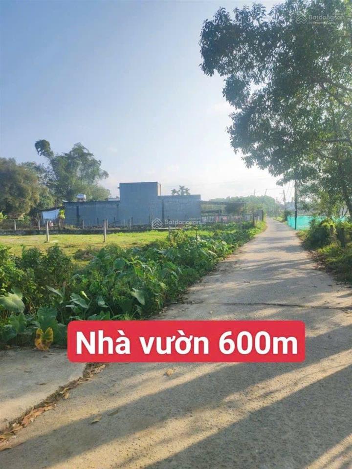Đất xây nhà vườn 2 mặt kiệt thôn cẩm toại tây, 600m2 có 270m2 đất ở vuông vắn