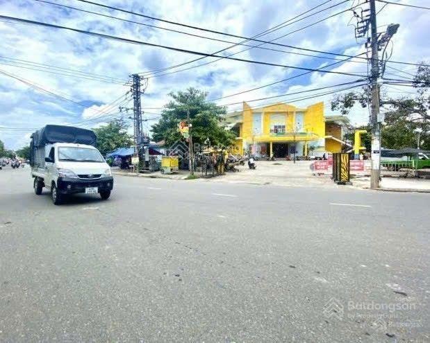 Đất gần chợ túy loan, 121m2 đất ở thuận tiện sinh hoạt.