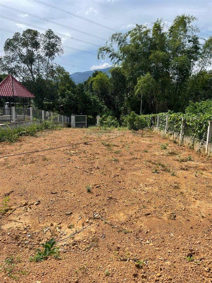 Đất gần vành đai 300m2 có 150m2 đất ở ngang 10m