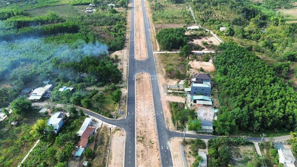 Đất gần vành đai 300m2 có 150m2 đất ở ngang 10m