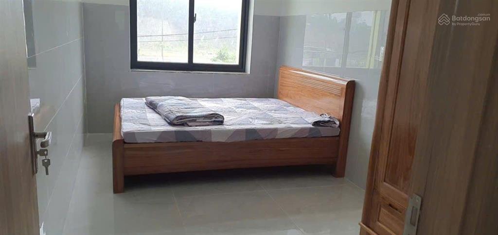 Bán nhà tái định cư hòa phú 3 phòng ngủ, 150m2 đất ở ngang 6m