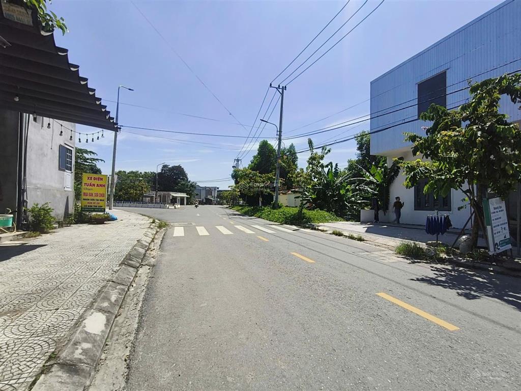 Đất mặt tiền đường nhựa dh2 cũ gần chợ hòa phú, 100m2 ngang 5m