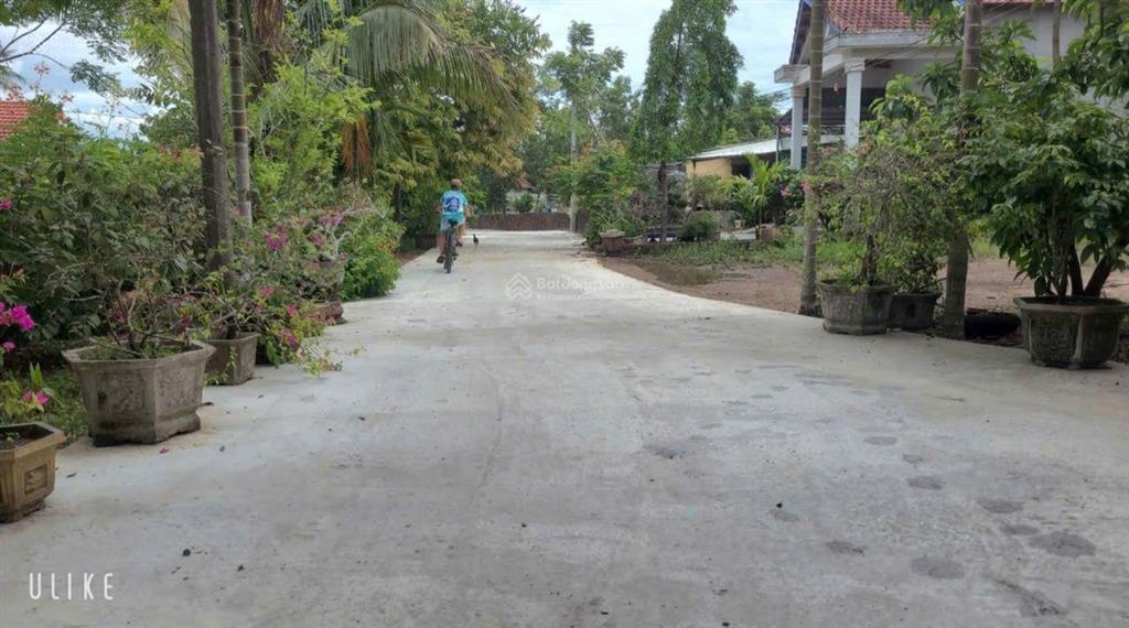 Đất đẹp cẩm toại tây, 118m2 đất ở ngang 7m đường thông.