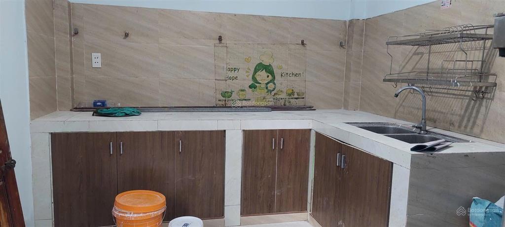 Bán nhà mặt tiền đường nhựa dh5, 172m2 có 150m2 đất ở ngang 7m giá tốt.