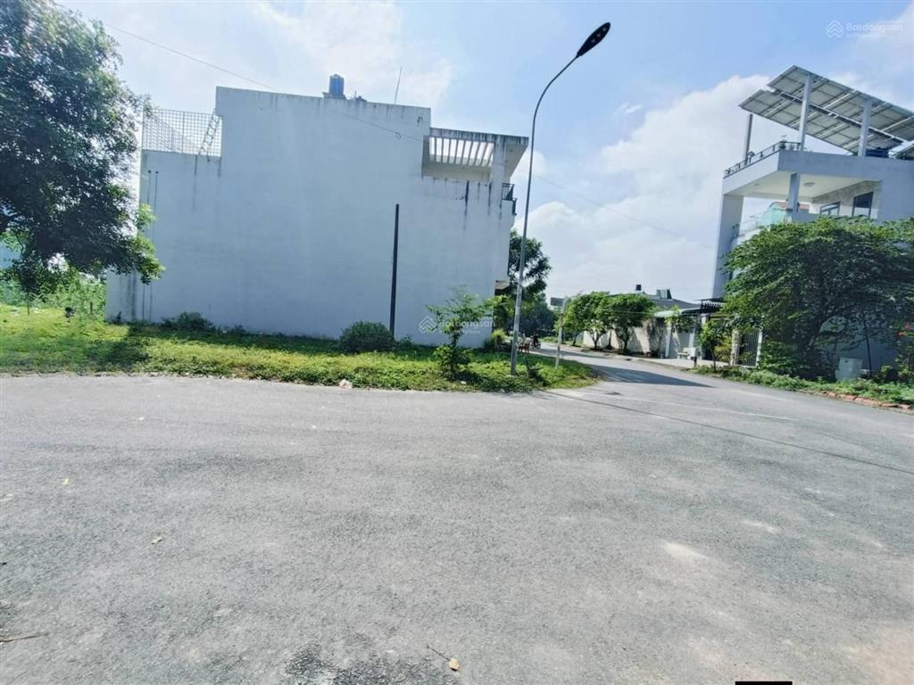 Bán cặp nền kdc 135 bến lức, long an