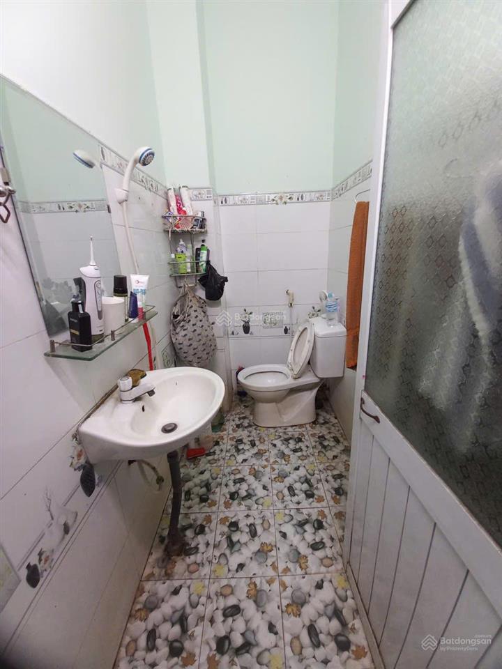 Cho thuê nhà 2 tầng (4x10m) kdc vĩnh lộc  sát đường vĩnh lộc  4.5tr/th
