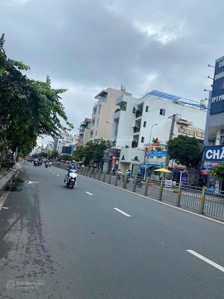 Bán nhà mặt tiền phan đăng lưu ngay gần phan xích long dt 4x19m, 3 tầng giá 27.9 tỷ ( kim)