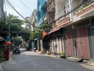 Cần bán nhà đường 8m nguyễn tri phương quận 10 ,dt 6.5x14m giá 16 tỷ ( kim xem nhà )
