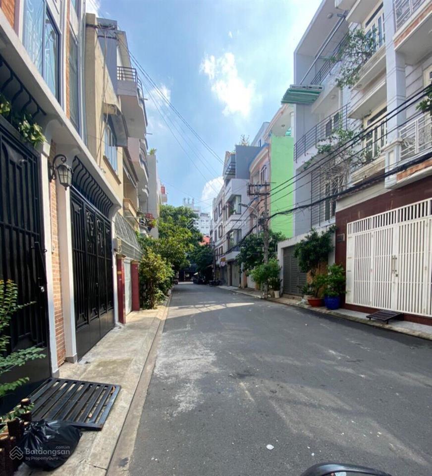 Bán nhà đường 8m lê văn sỹ, quận 3, dt 6x19m, 1 trệt 3 lầu. giá bán 26 tỷ 600 ( kim)