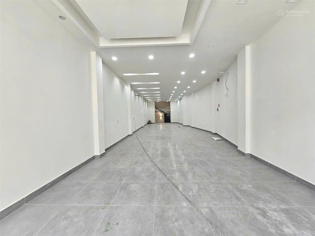 Giảm 5 tỷ bán gấp nhà mặt tiền quốc hương thảo điền, kc hầm + 5 tầng, 500m2 sàn, view landmark 81