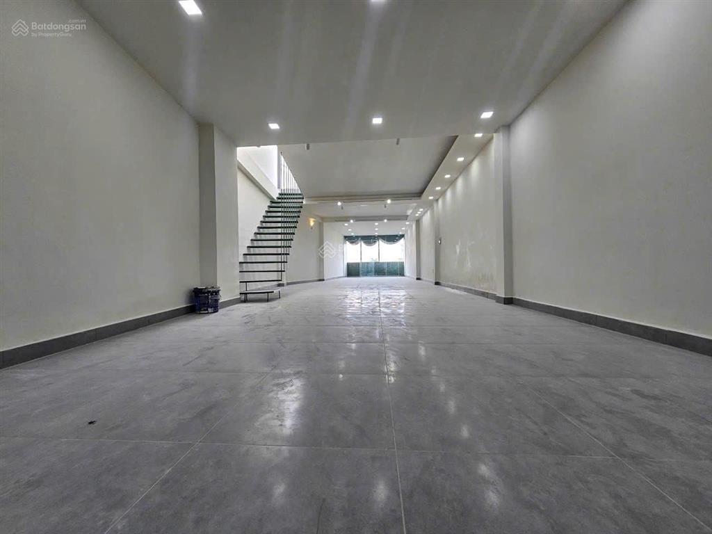 Giảm 5 tỷ bán gấp nhà mặt tiền quốc hương thảo điền, kc hầm + 5 tầng, 500m2 sàn, view landmark 81
