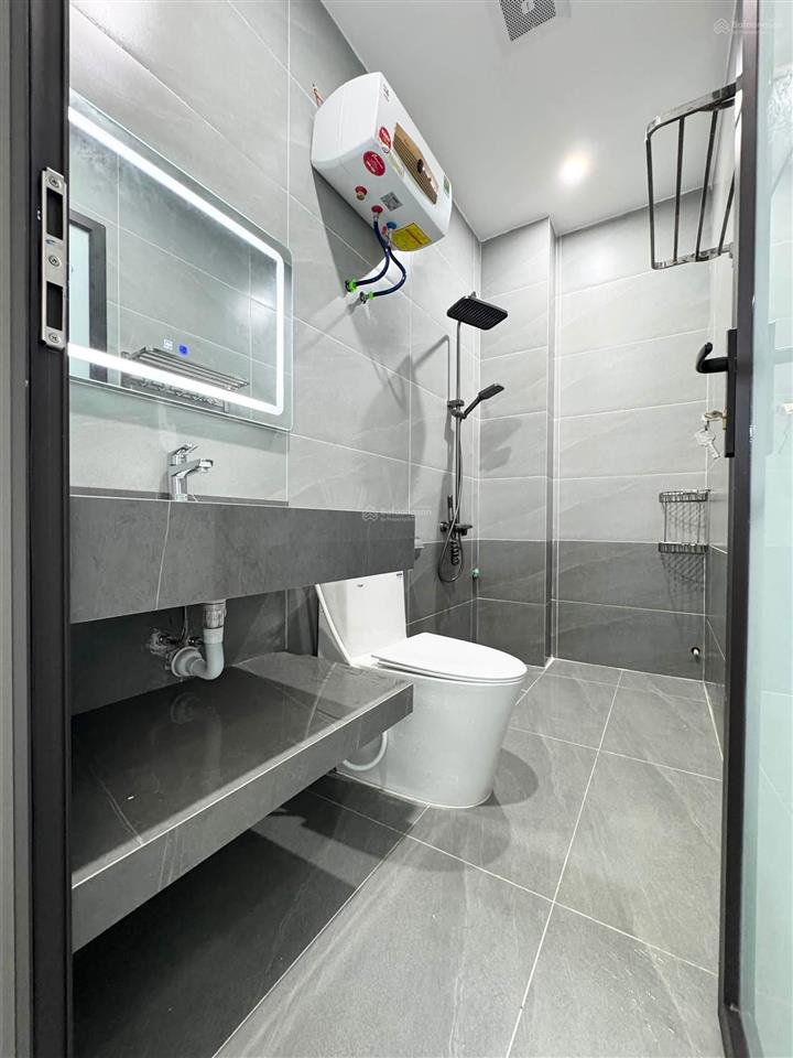 Bán căn nhà 4t full nội thất tổ 7 thị trấn an dương. ngõ trước mặt 4m. đi bộ 30m là chỗ gửi xe ô tô