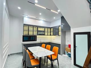 Bán căn nhà 4t full nội thất tổ 7 thị trấn an dương. ngõ trước mặt 4m. đi bộ 30m là chỗ gửi xe oto