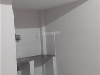 Phòng trọ, trung tâm nha trang, đường hoàn kiếm, dt 18m², giá 2 tr, cách co.op mart 300m, chợ 200m