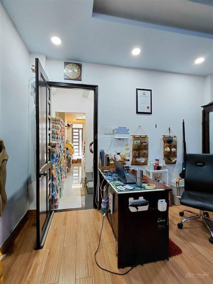 Bán nhà hẽm ô tô bình thạnh, chính chủ một đời chủ 90m2, 3 tầng giá 17.9 tỷ bớt nhiều.