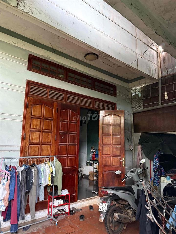 nhà mặt tiền kinh doanh 2 căn 2 tầng riêng biệt