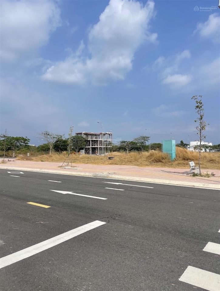 Đất nền đẹp dự án sunflower city đường 30m giá 15tr/m2