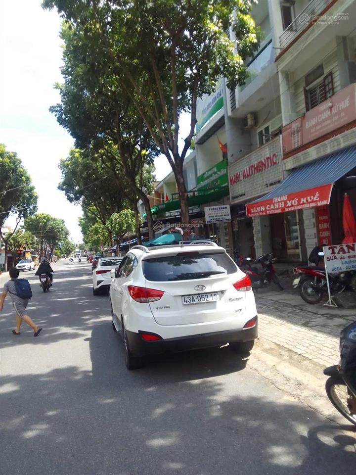 Bán nhà mặt phố 04, bà huyện thanh quan, 23 tỷ, 90m2, 3pn, 2wc