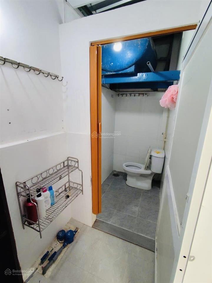 Cho thuê nhà trọ đường núi thành gần chợ, bệnh viện mỹ đức, etown cộng hòa