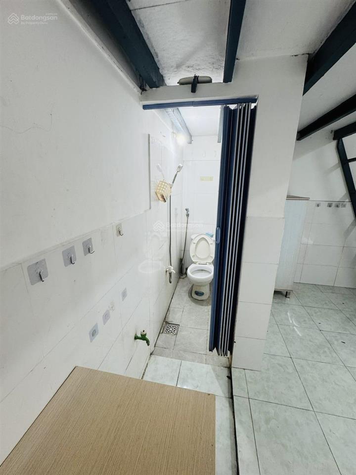 Cho thuê nhà trọ đường núi thành gần chợ, bệnh viện mỹ đức, etown cộng hòa