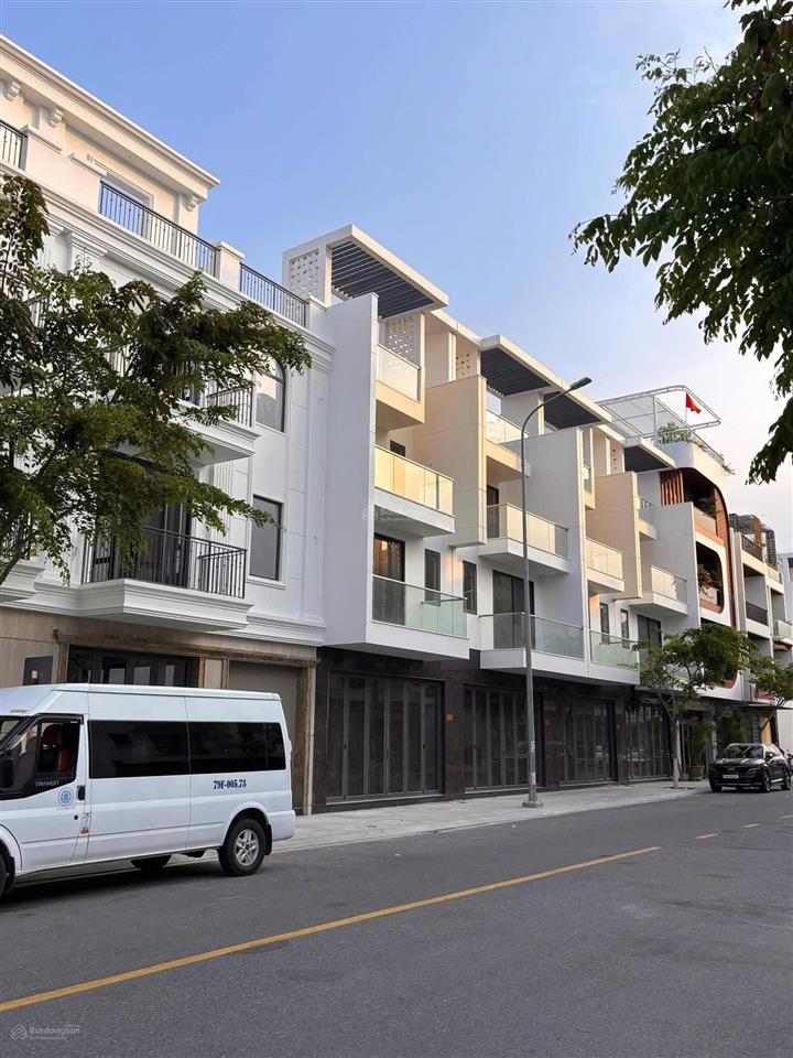 [siêu ck 10%] nhà phố vcn phước long  sổ hồng ngay  cam kết thuê đến 300tr/năm  vốn chỉ từ 30%