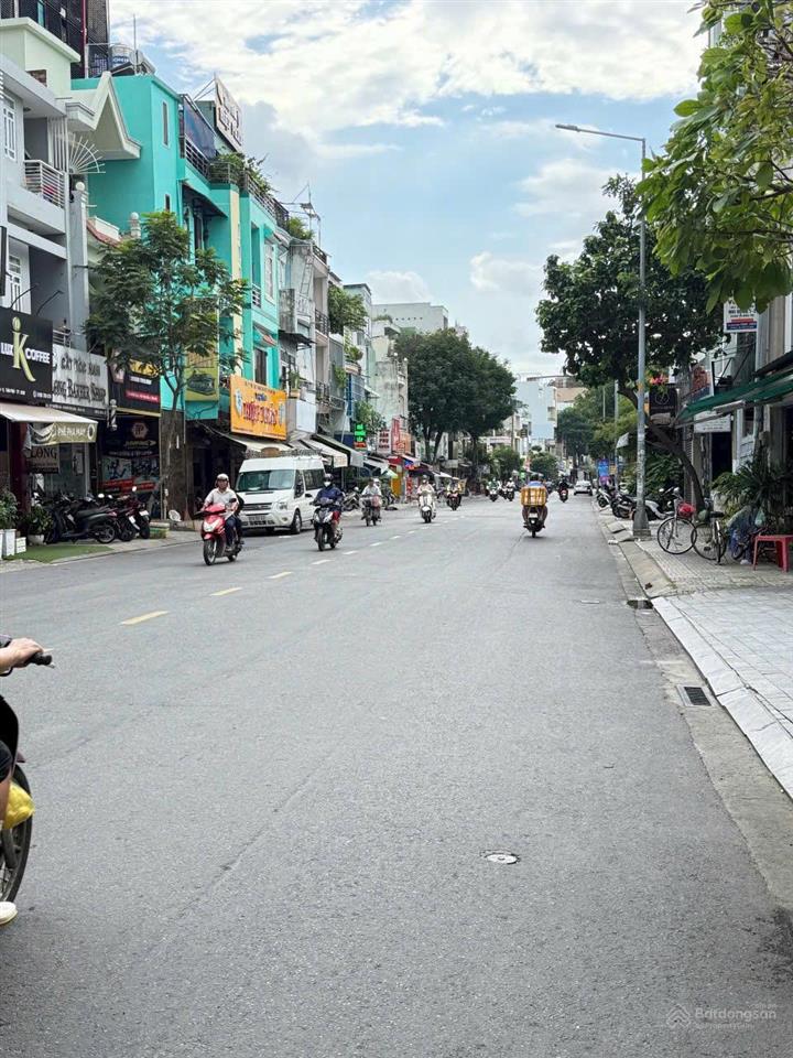 Hàng hiếm! bán gấp nhà 2 mt đường hoa lan, phú nhuận (16x4m). 4 tầng. hđt 60tr/th. giá chỉ 26 tỷ