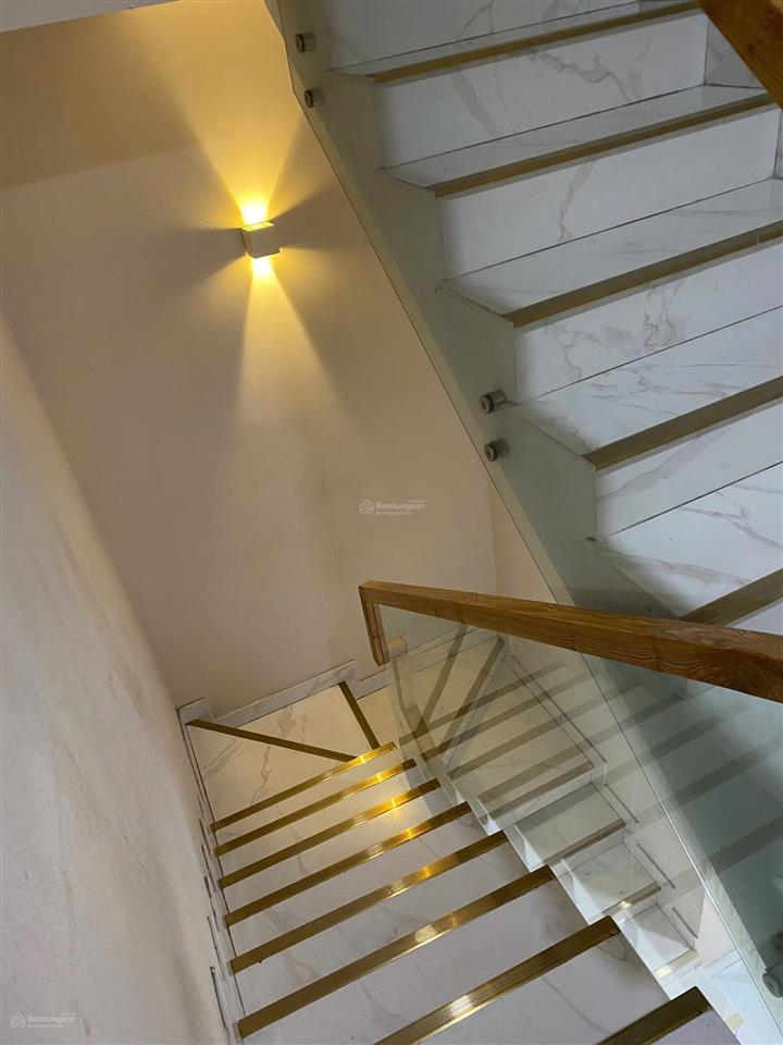 Chính chủ cần bán nhà 13/16 thành mỹ p8 tb, dt 4.6x12m, 4 tầng nhà mới đẹp, giá 13,5 tỷ