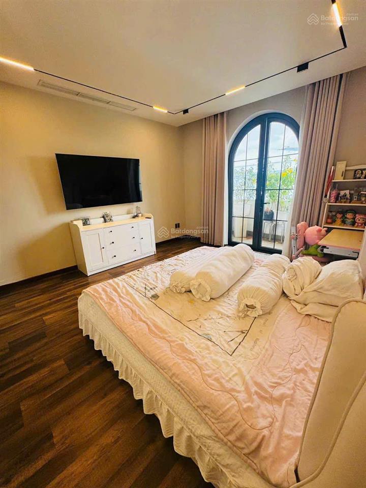 Chỉ 4,5 tỷ sở hữu nhà riêng góc 2 mặt tiền 3 tầng lạc long quân p10 tân bìnhcn 51m2 nhà đẹp ở ngay