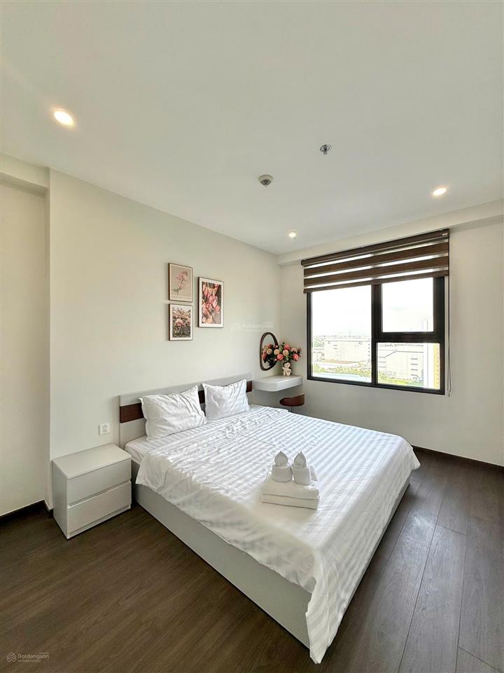 Mua bán cho thuê căn hộ the emerald golf view đại lộ bình dương