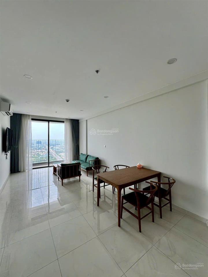Căn 3pn 2wc cuối cùng cho thuê the emerald golf view