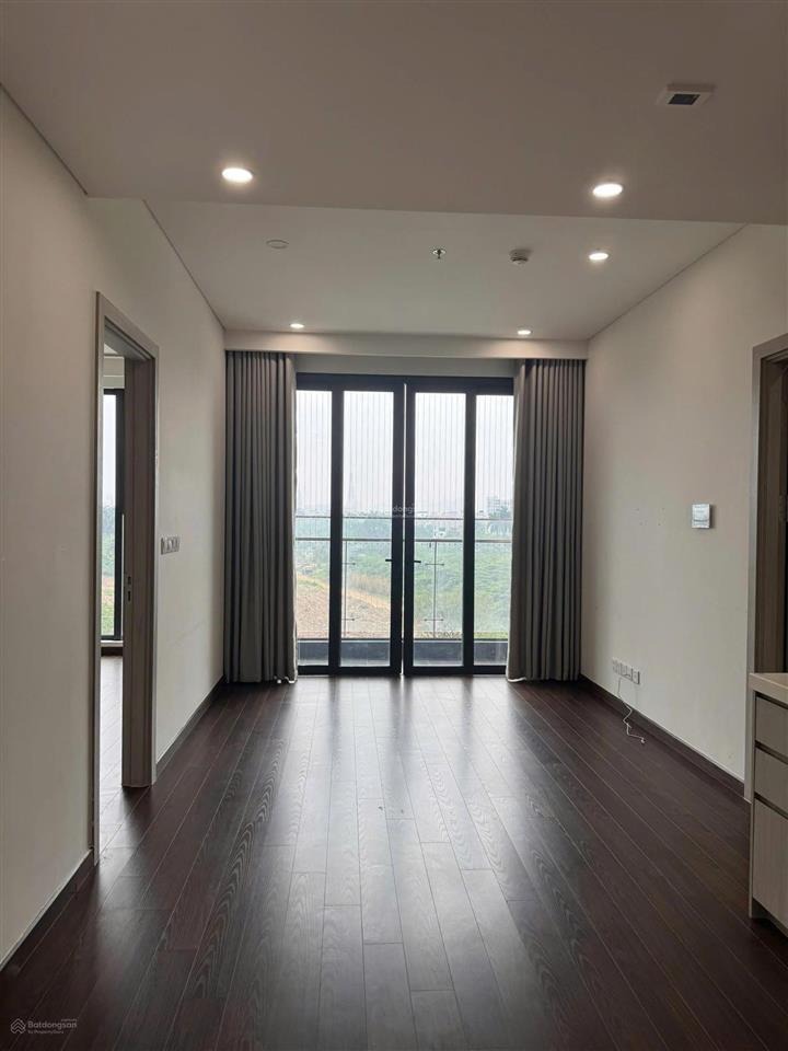 Chính chủ bán căn 2 ngủ 60,2m2 masteri west heights tòa b, tầng thấp, view hồ công viên trung tâm