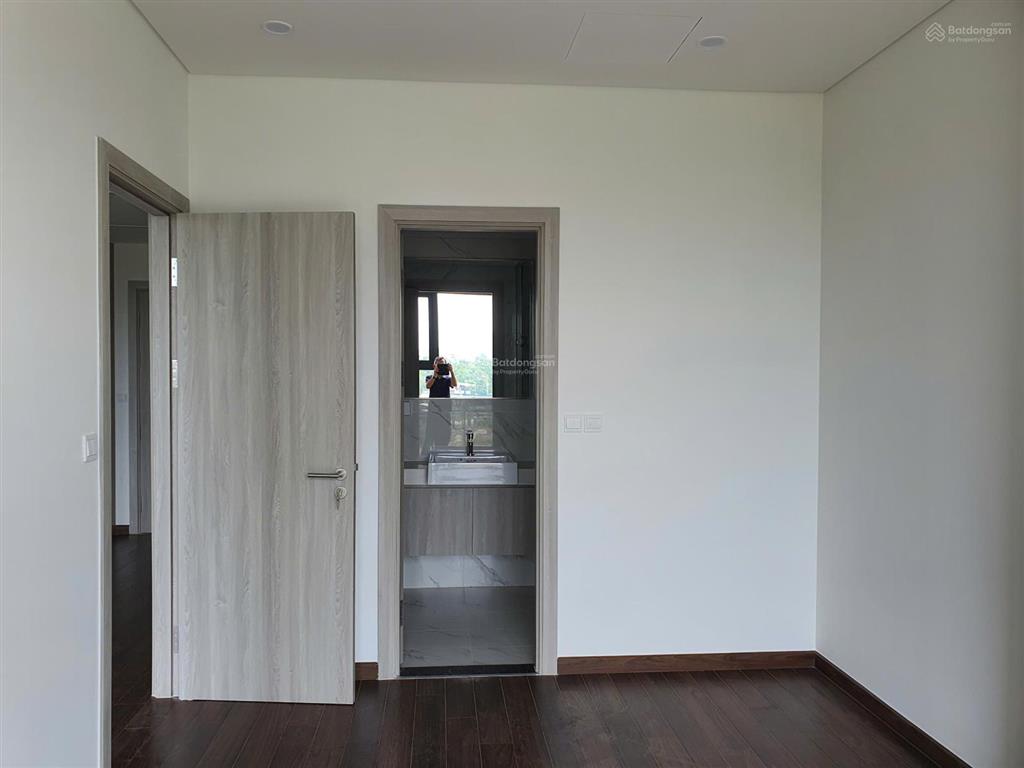 Chính chủ bán căn 2pn 60,2m2 masteri west heights b, tầng thấp, view hồ công viên trung tâm