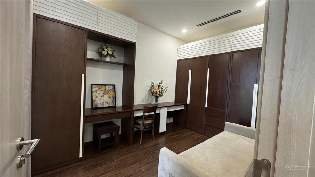 Cho thuê căn hộ masteri vinhomes smart city, 2pn 2wc, view hồ, full nội thất
