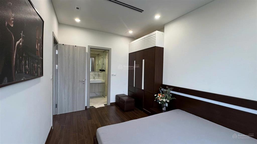 Cho thuê căn hộ masteri vinhomes smart city, 2pn 2wc, view hồ, full nội thất