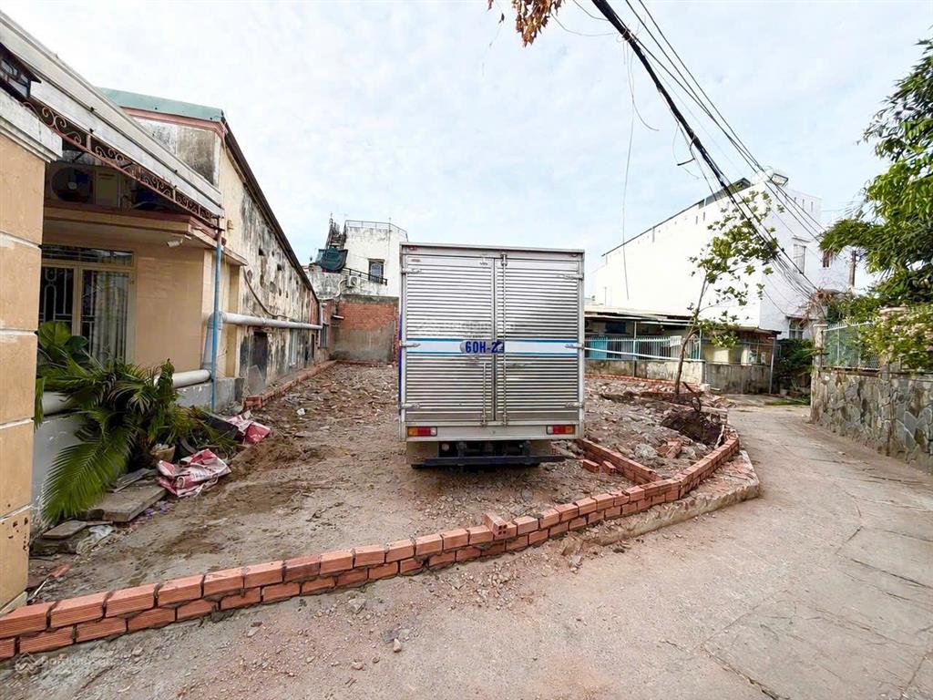 Bán nhanh lô đất đẹp 90m2 ngay gần coopmart thống nhất, biên hòa, giá cực tốt, sổ riêng