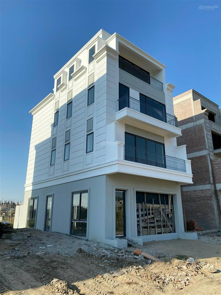 Flc tropical city hạ long em bán căn góc, nội khi gđ1 diện tích 101m2 hướng đông bắc  25tr/m2 đất