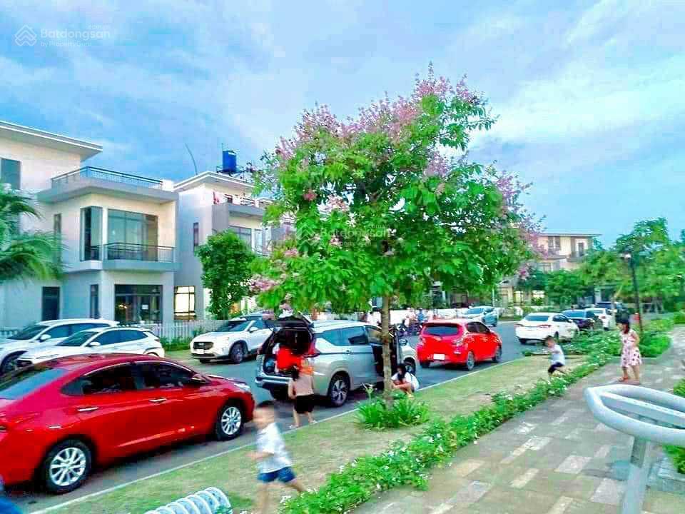 Chỉ 600tr sở hữu đẹp tại bella villa  mặt tiền đường 824 gần chợ đức hòa