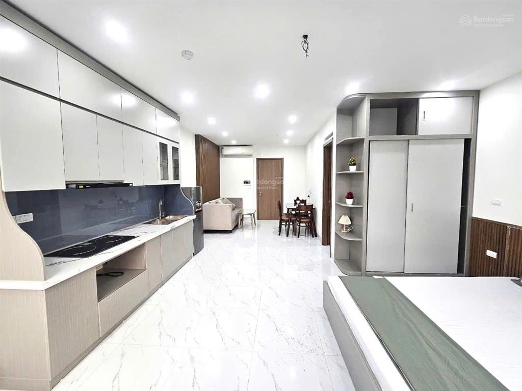 Giảm sâu ! p.hoàng hoa thám 79m2*8t ,cách oto 20m, nhà thoáng, 2p hồ tây ,dòng tiền ổn giá 16,5 tỷ