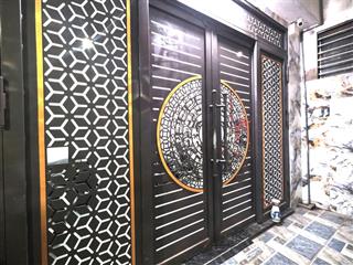 Bán nhà 50m2*6t p. đê la thành, sát phố, 3 gác, ô tô 50m, gần hồ hoàng cầu, dòng tiền ổn chỉ 13 tỷ