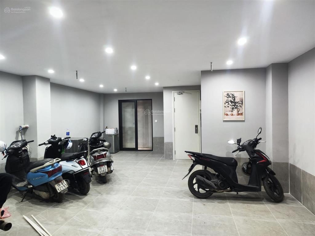 Siêu vip! toà dòng tiền vũ tông phan 65m2*6t oto đỗ cửa,15p, thang máy, pccc,hiện đại, 2 thoáng