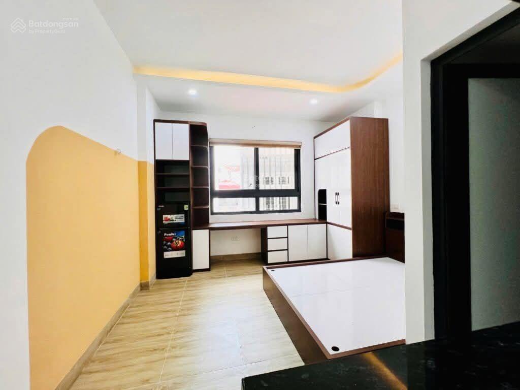 P quan nhân 50*6t oto 20m,ngõ to 3 gác, 2 thoáng, nở hậu, 10 phòng full sẵn dòng tiền 60tr/ tháng