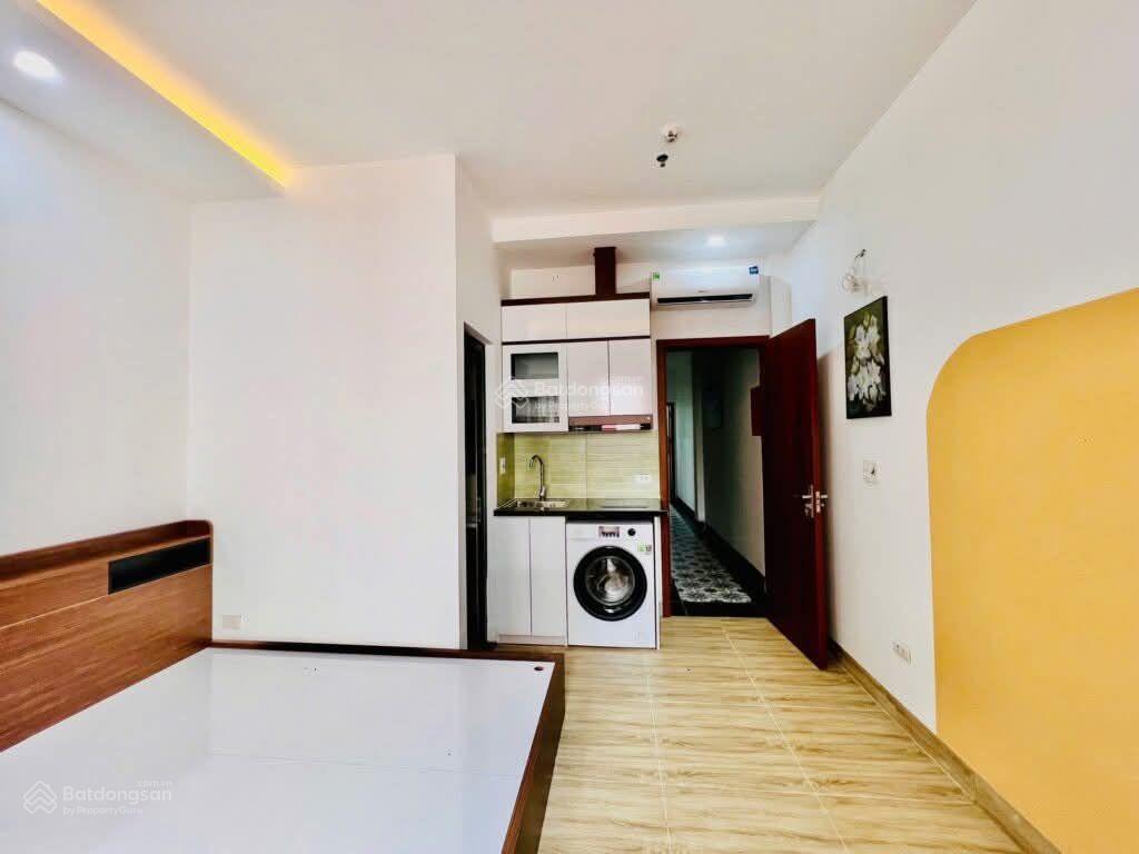 P quan nhân 50*6t oto 20m,ngõ to 3 gác, 2 thoáng, nở hậu, 10 phòng full sẵn dòng tiền 60tr/ tháng