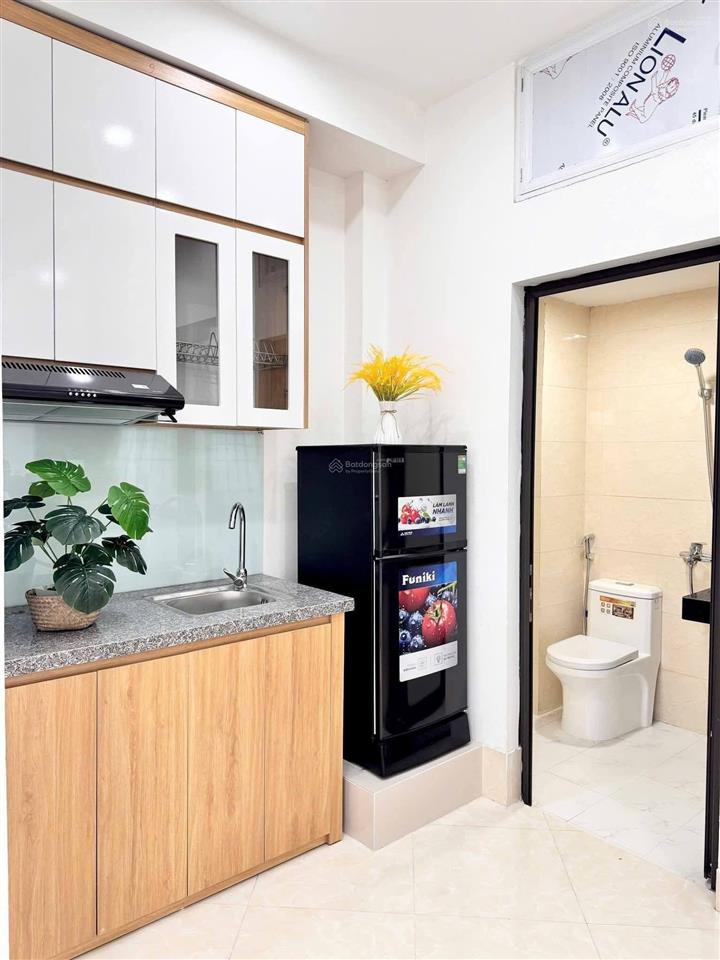 Cần tiền bán gấp toà dòng tiền p yên lãng 65m2*5t, sát phố, 3 gác, 30m ô tô, 2 thoáng, pccc, sẵn sổ