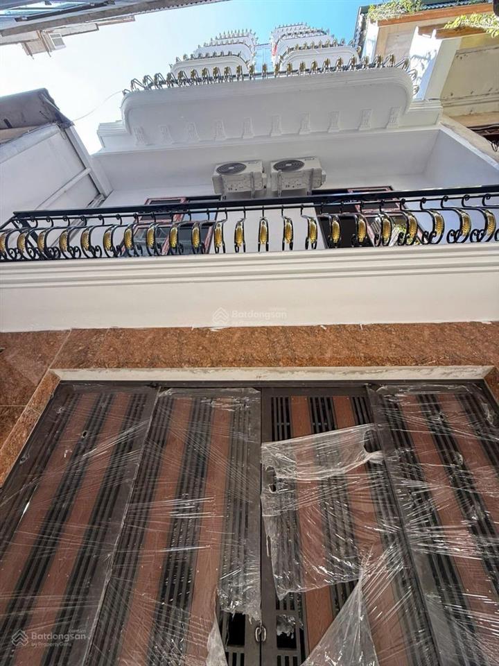 Bán toà ccmn cho thuê hoàng ngân 70m2*7t ,oto 20m,ngõ thông, 3 gác,2 thoáng,dòng tiền 100tr/ tháng