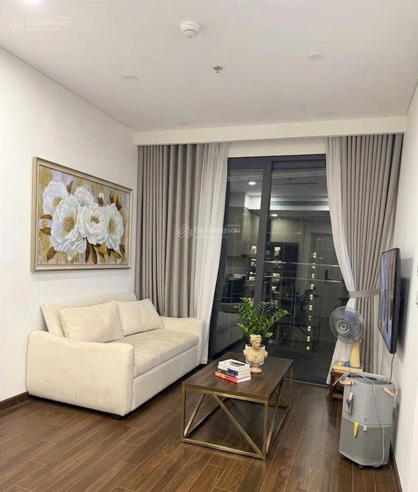Cực rẻ! căn 1n+ 43m2 view nội khu full nội thất tòa mas b, sổ đỏ sẵn có, thiện chí có gia lộc
